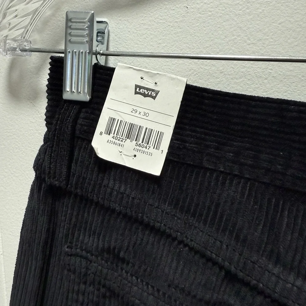 Levi's Corduroy Jeans Womens Size 29x30 Black‎ High Waisted Mom NEW WITH TAGS